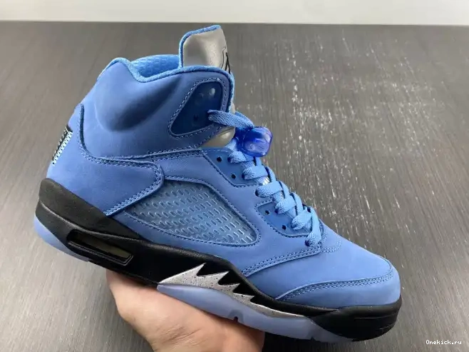 One Kick Jordan 5 UNC Air DV1310-401 0515